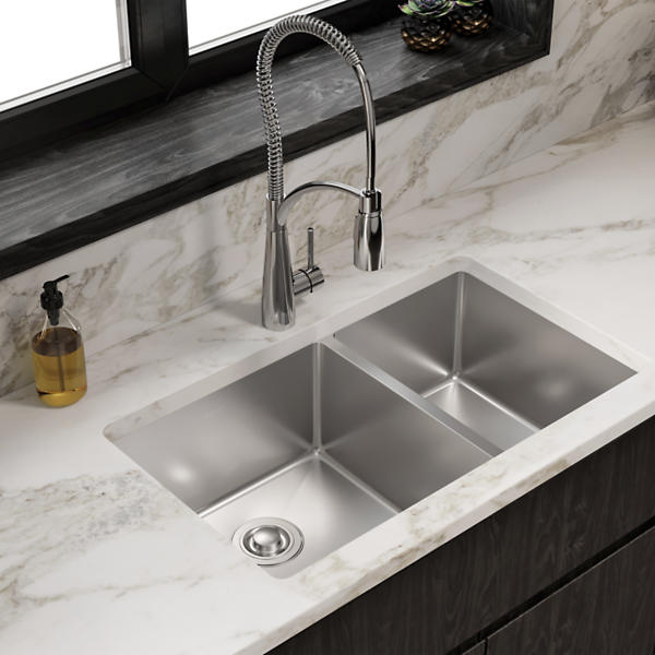 Elkay SS 31.5 x 18.5 x 9 60/40 Double Undermount Sink | Elkay Elkay SS 31.5 x 18.5 x 9 60/40 Double Undermount Sink | Elkay